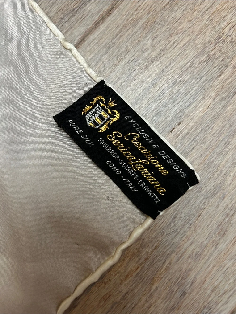 VTG silk Creazione Serica Lariana, Butterfly Print Square Scarf Italy